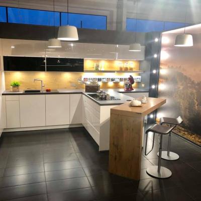 52681090 2241646326092234 4132171701720973312 N